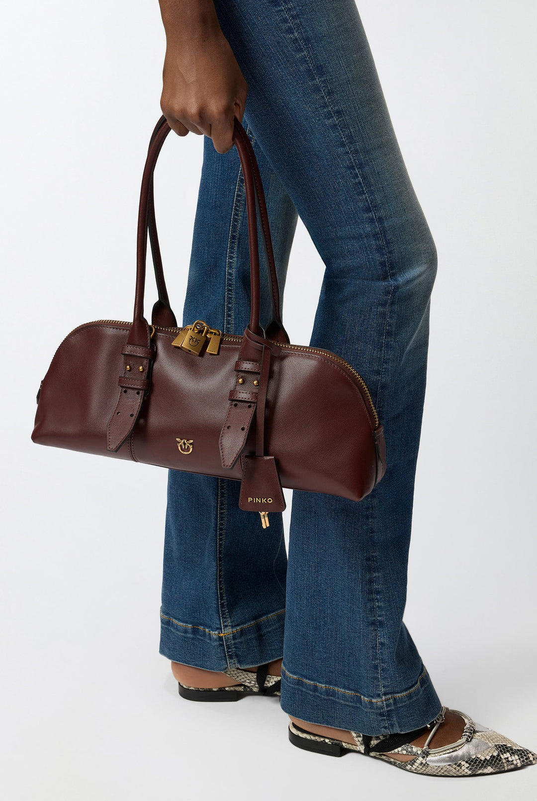 ESCAPE BAG HORIZONTAL LARGE SHOULDER BAG IN LEATHER