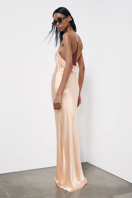 2A3034 A740 ABITO/DRESS B884 Silky Nude