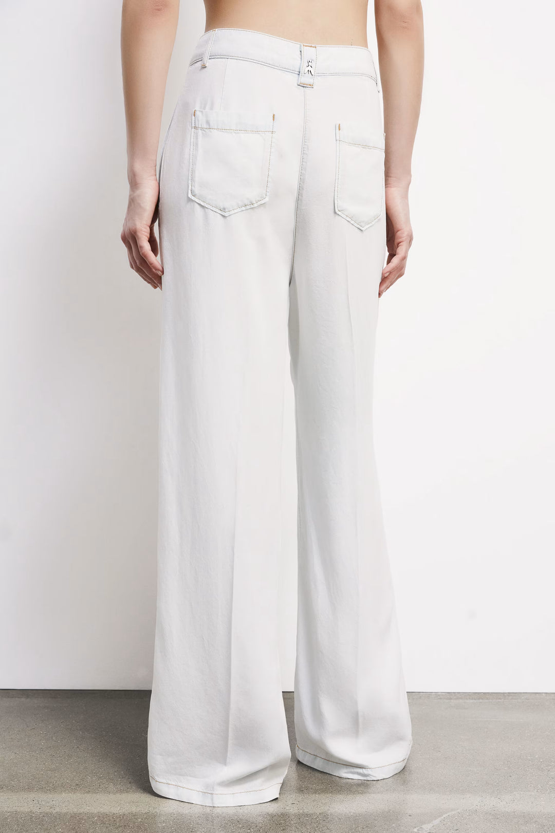 2P1743 D9A0 PANTALONI/TROUSERS CB20 Super Bleach Tencel