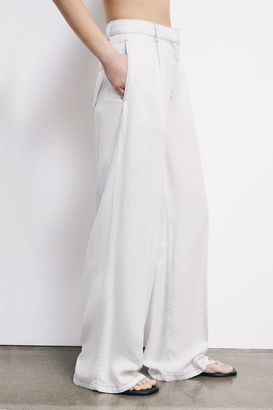 2P1743 D9A0 PANTALONI/TROUSERS CB20 Super Bleach Tencel