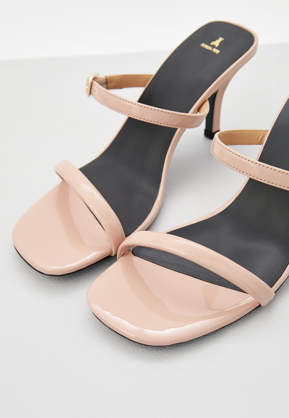 8X0110 L125 SANDALI/SANDALS R889