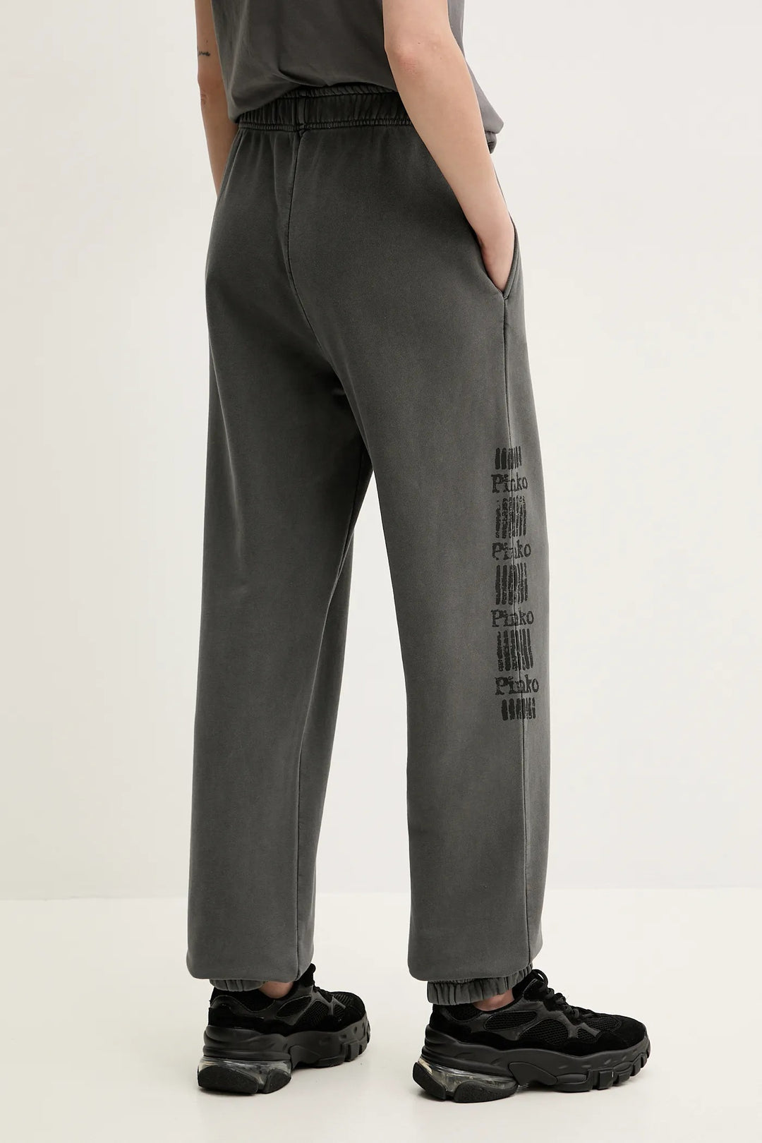 104790 A2CV PLUMCAKE TROUSERS I63