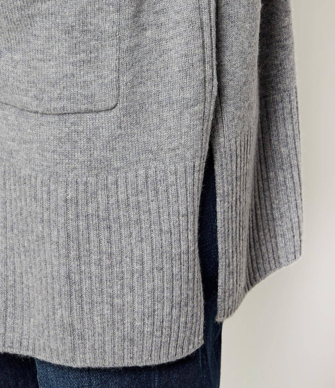 105451 A2Q9 TASMANIA CARDIGAN II2